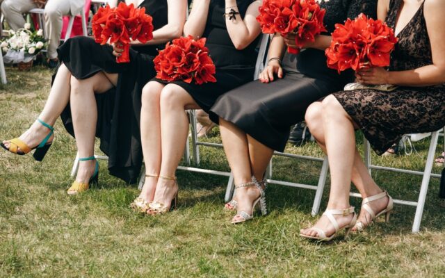 Allestimenti per la Festa di Laurea ad Agosto a Milano: Come Decorare con il Caldo