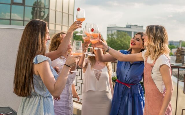 Rooftop e Terrazze dove Festeggiare la Laurea sotto le Stelle
